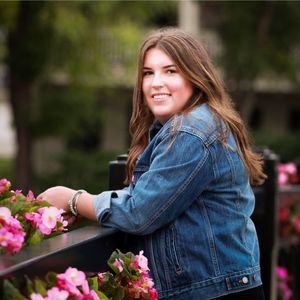 Meet your Posher, Leah